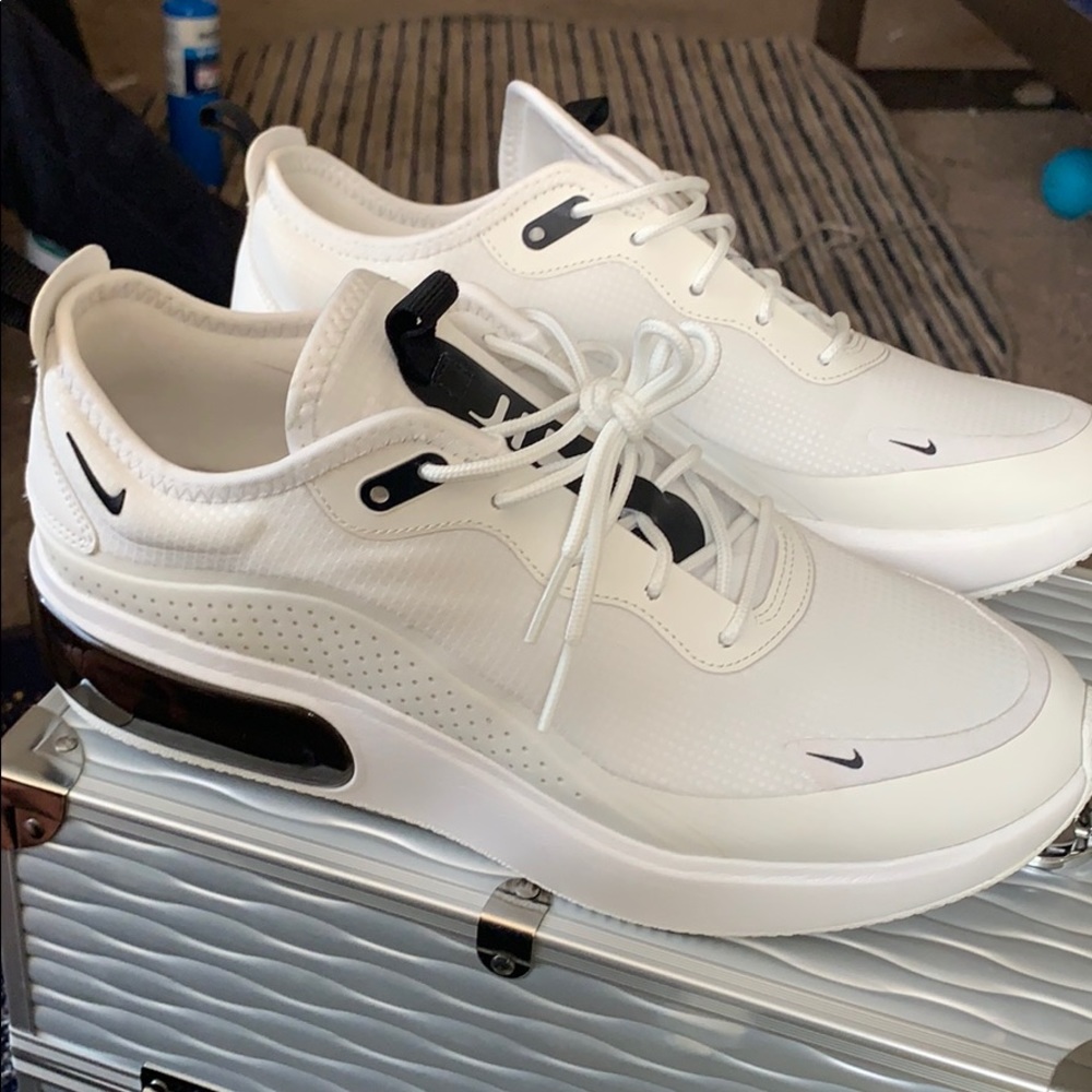 Nike airmax women’s size 9